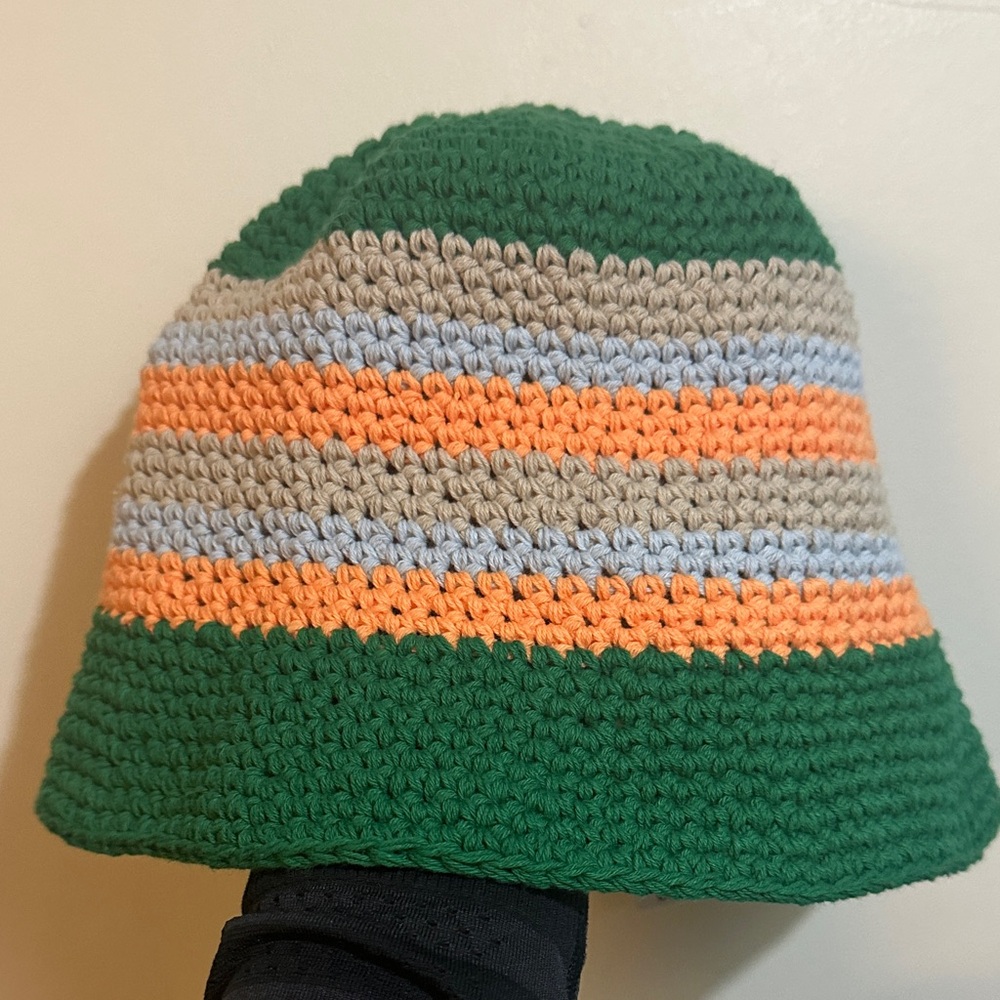 NWT Aritzia Sunday Best Multicolor Crochet Hat